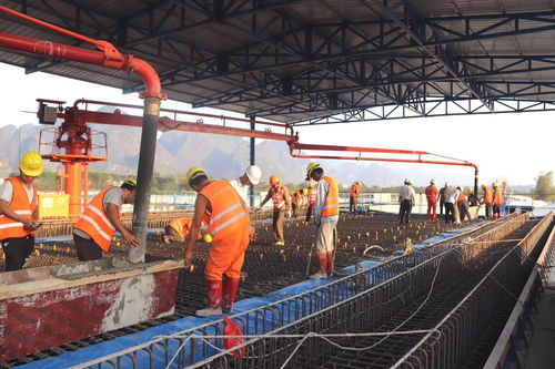 貴南高鐵建設工地掀起大干100天熱潮 中鐵北京工程局全力沖刺施工目標